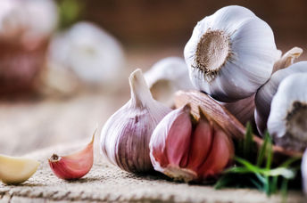 Garlic cloves.