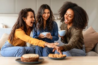 Discover how to create a cafe in your very own home.