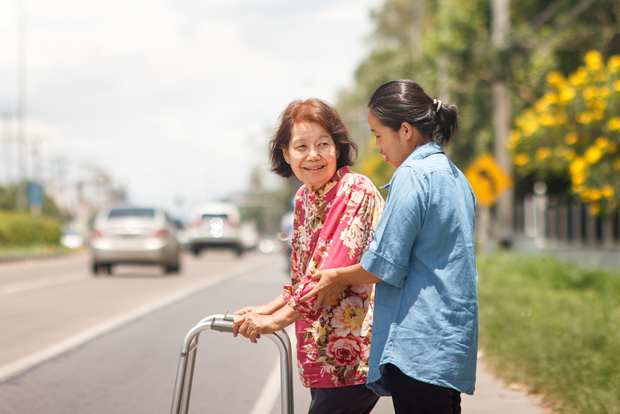 Helping a stranger cross the road Helping a stranger cross the road