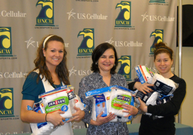Theresa Tese (center) at a UNCW (University fo North Carolina - Wilmington) basketball 'sock tickets' event Theresa Tese (center) at a UNCW (University fo North Carolina - Wilmington) basketball 'sock tickets' event