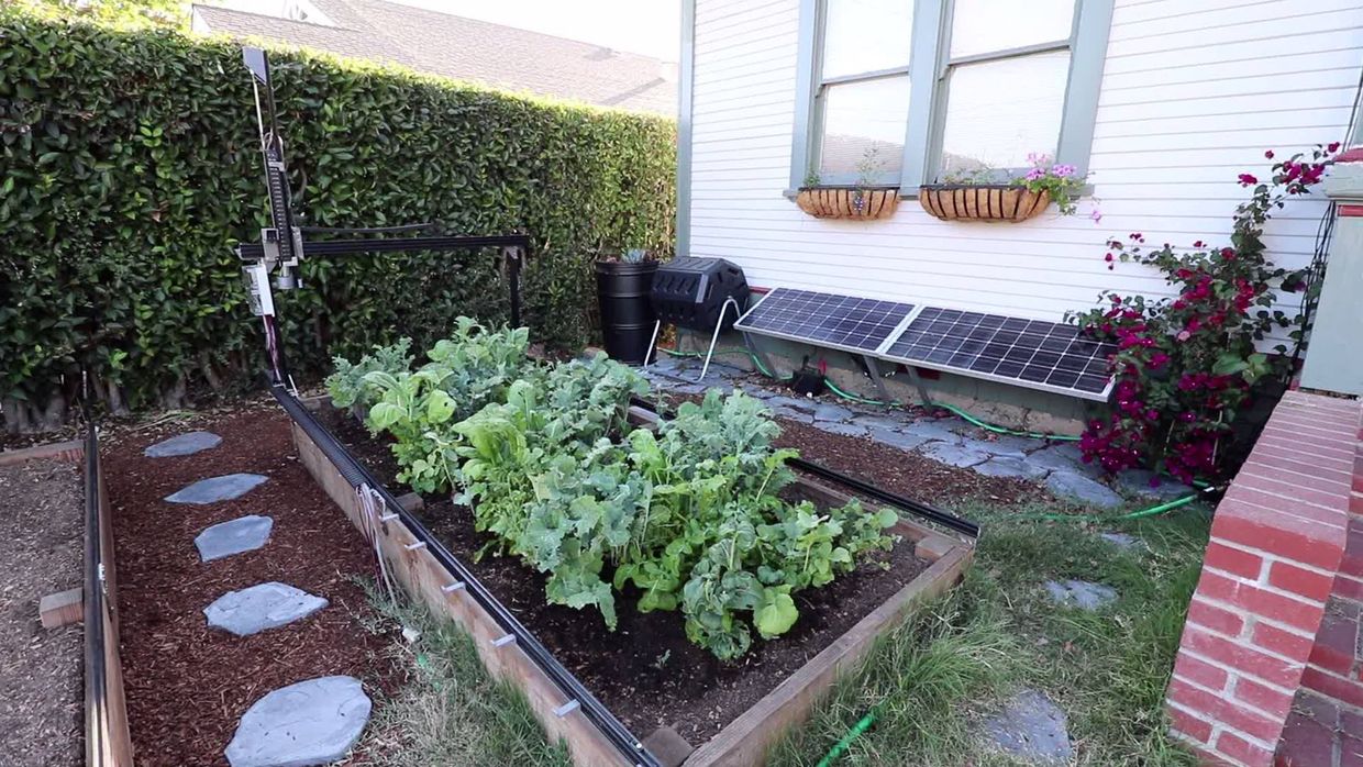 FarmBot Genesis, humanity's first open-source CNC farming machine FarmBot Genesis, humanity's first open-source CNC farming machine