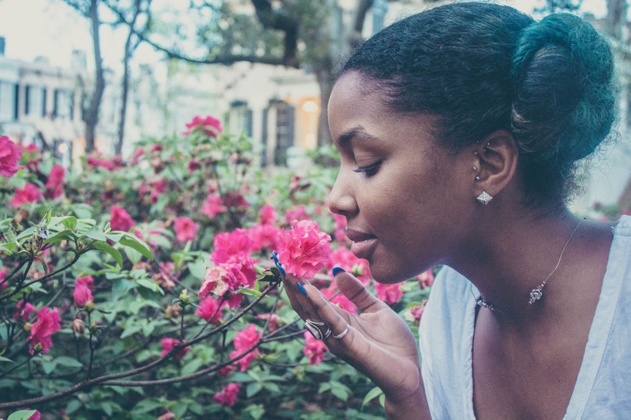 Keeping a gratitude journal is an easy habit to form. (Photo by Tonglé Dakum on Unsplash) Keeping a gratitude journal is an easy habit to form. (Photo by Tonglé Dakum on Unsplash)