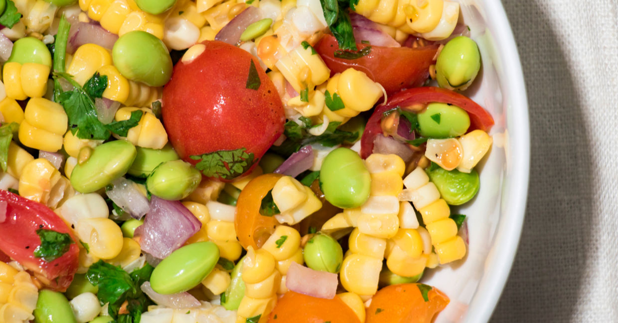 Quinoa, corn & edamame salad - an easy vegan recipe Quinoa, corn & edamame salad - an easy vegan recipe