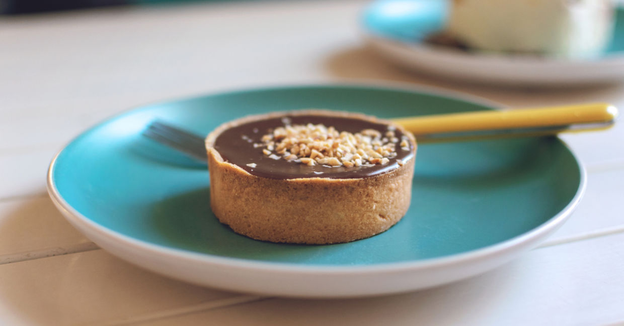 Choc caramel tarts - an easy vegan recipe Choc caramel tarts - an easy vegan recipe