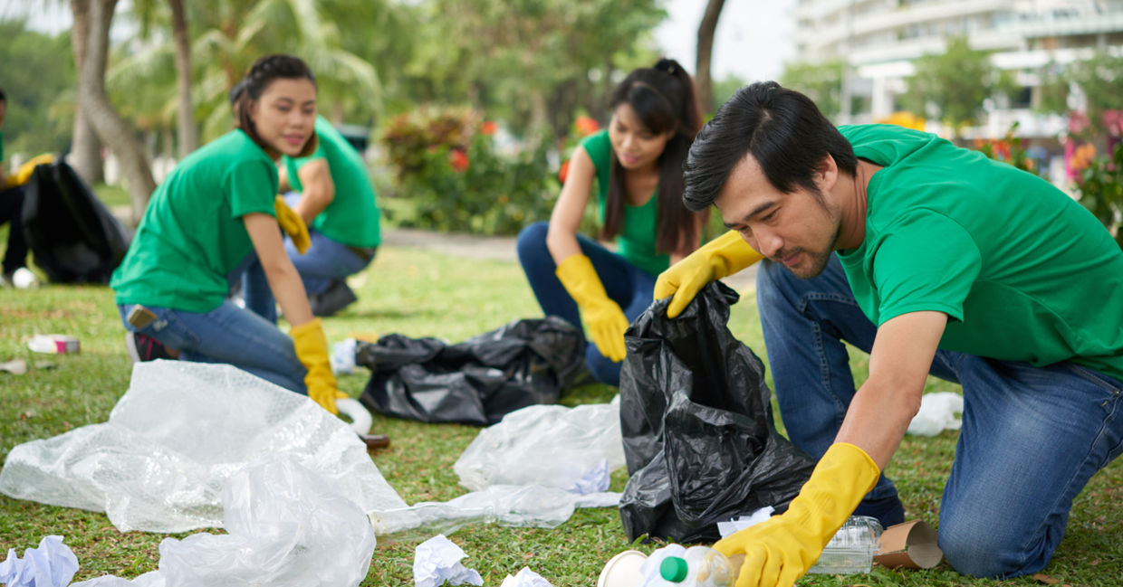 There are many things you can do to make your neighborhood a more pleasant place. There are many things you can do to make your neighborhood a more pleasant place.