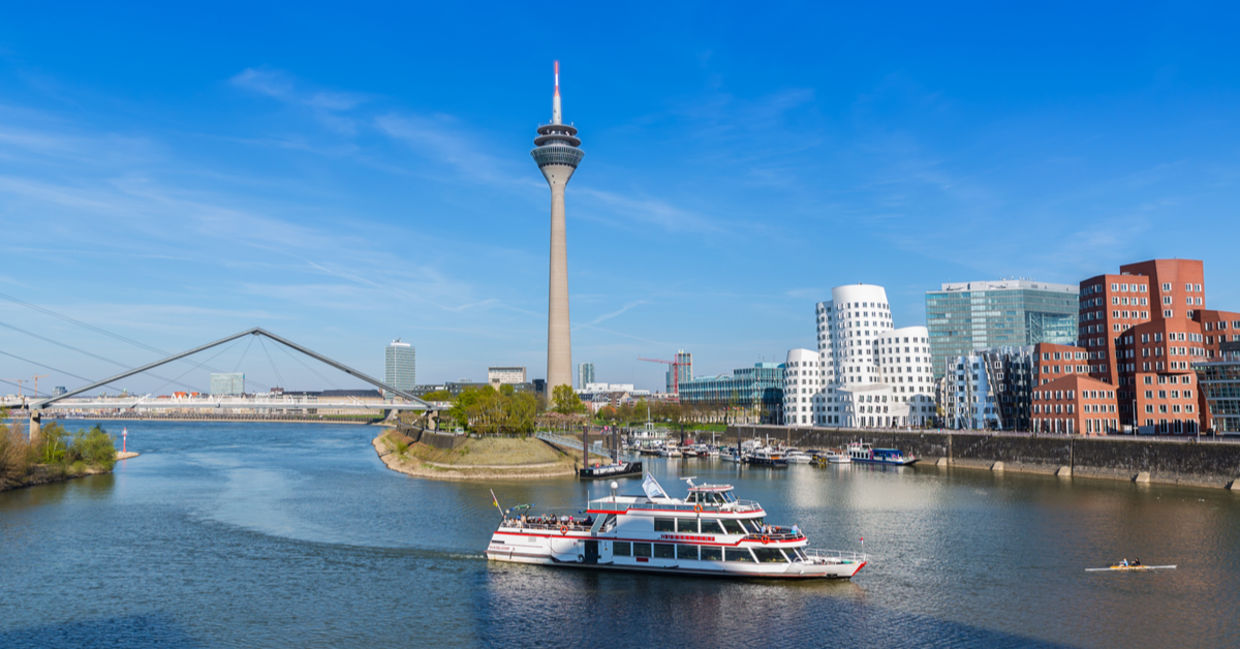 The stunning combination of metropolitan and Old World elegance is what makes Düsseldorf so special. (Shutterstock) The stunning combination of metropolitan and Old World elegance is what makes Düsseldorf so special. (Shutterstock)