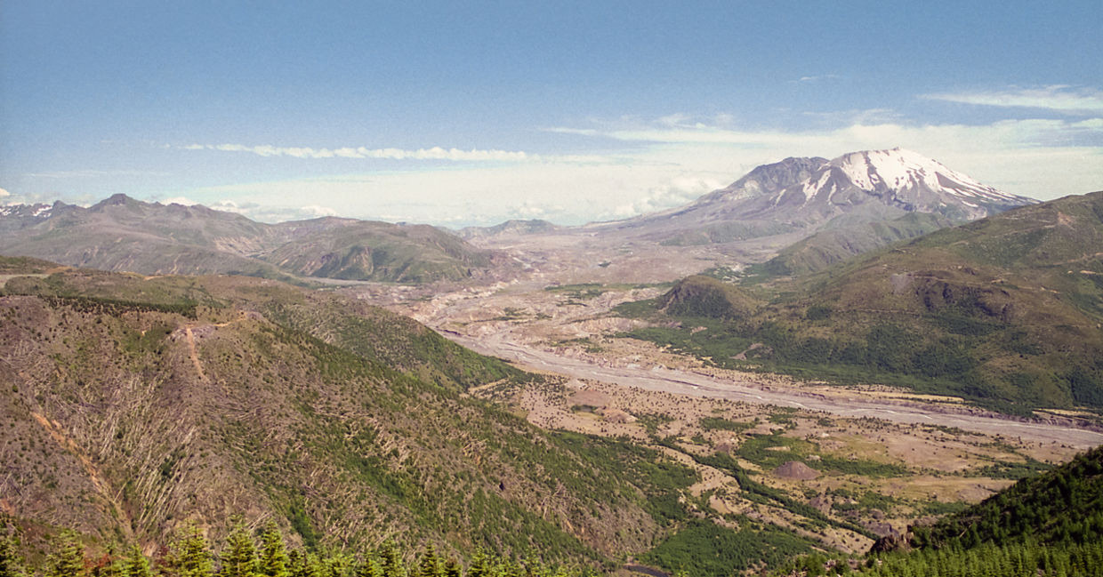Mount St. Helens lit by setting sun, 1997 Mount St. Helens lit by setting sun, 1997