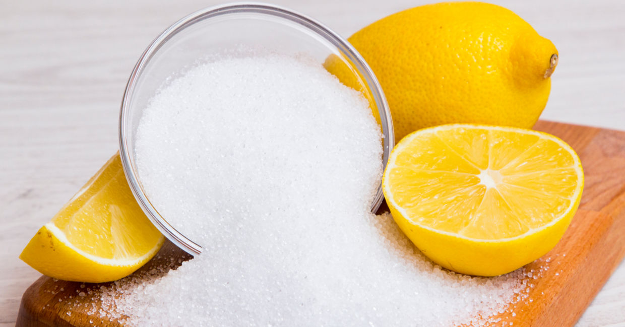 Citrite powder vs. lemons. Citrite powder vs. lemons.