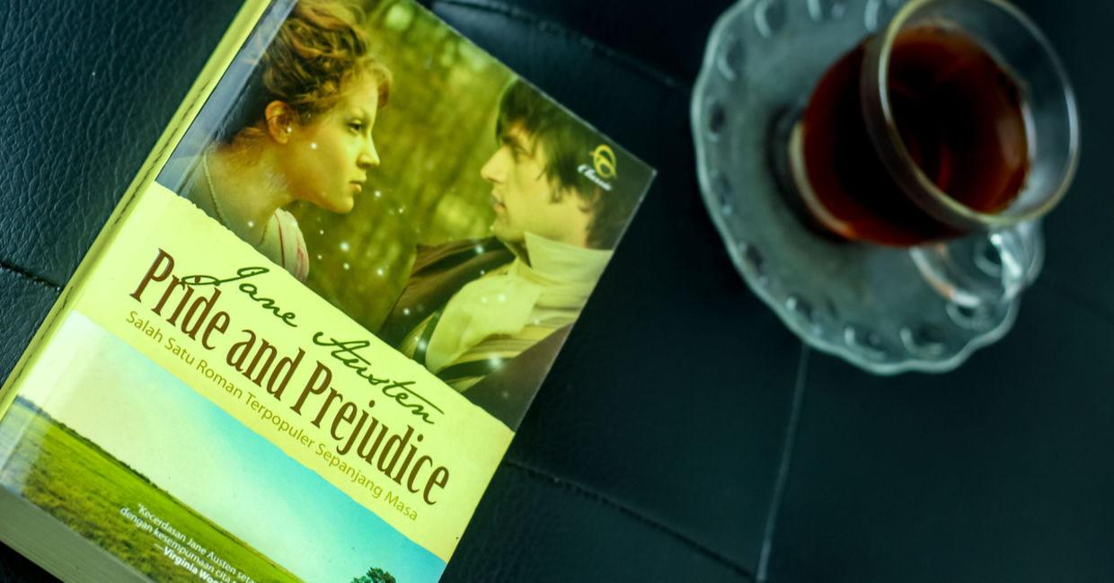Relaxing with a great love story. Relaxing with a great love story.
