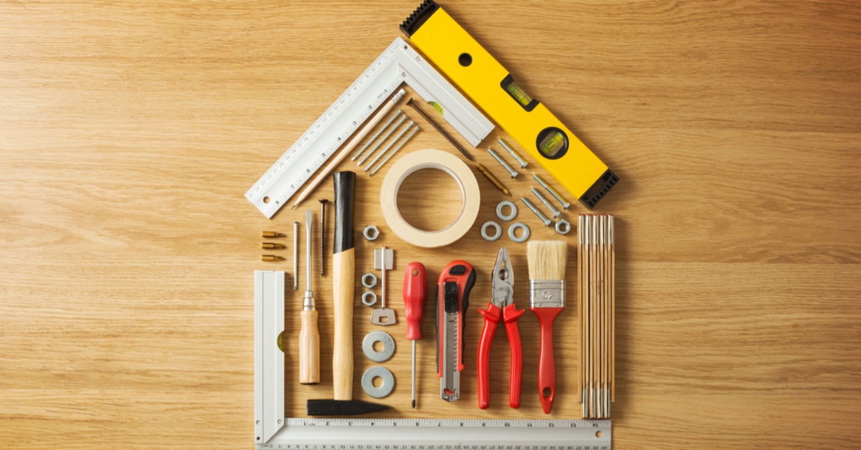 DYI tools to make an air purifier.