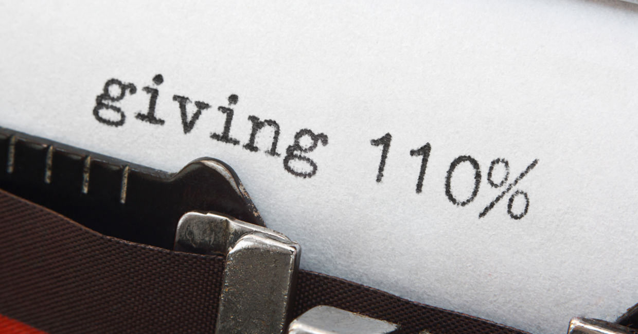 Giving more (Shutterstock) Giving more (Shutterstock)