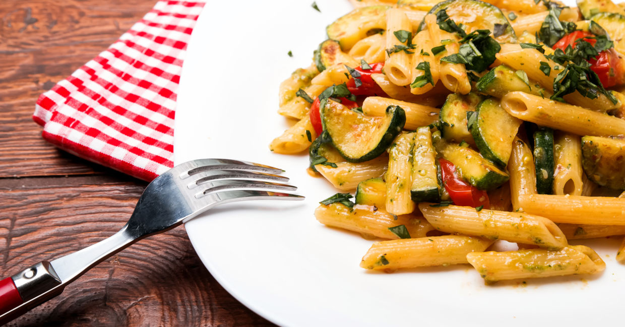 This healthy salad recipe is great for summer meals. This healthy salad recipe is great for summer meals.