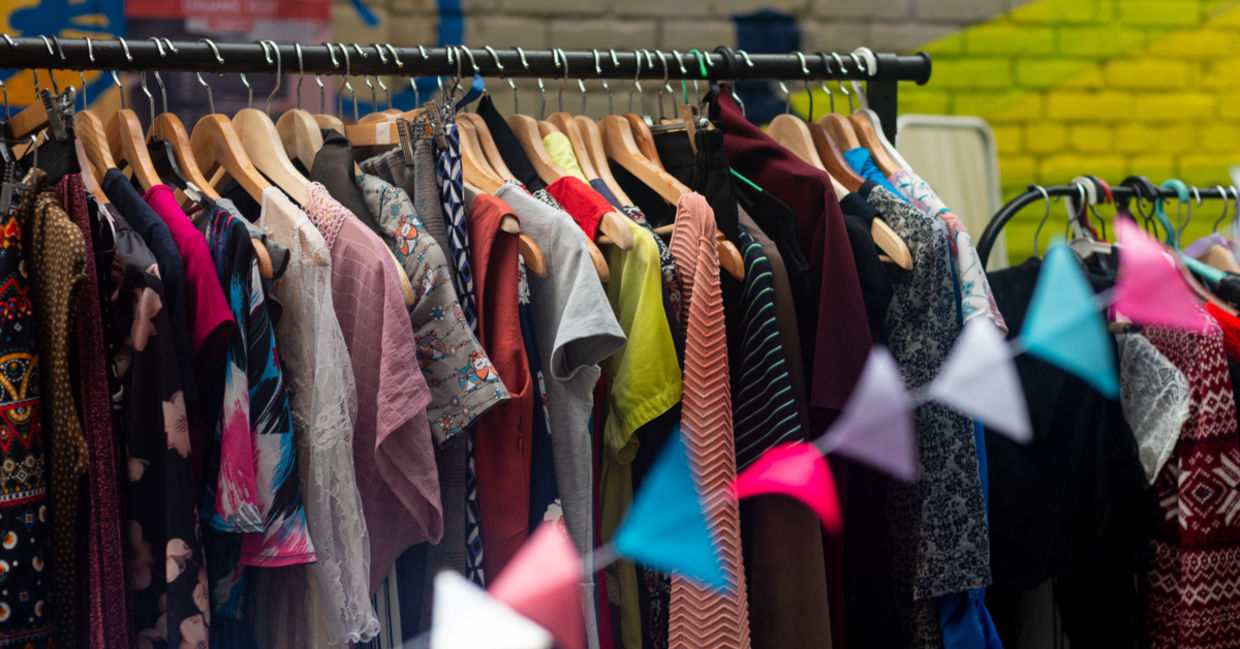 Shop for vintage and preloved fashion. Shop for vintage and preloved fashion.
