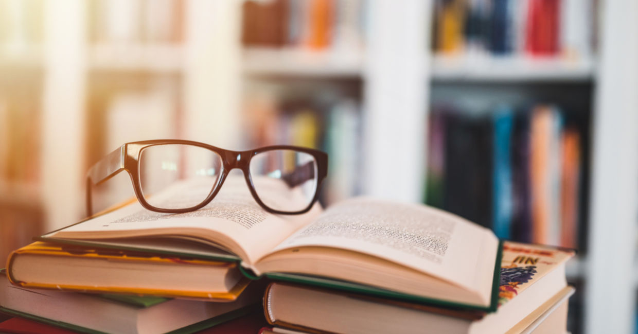 Reading books a new way. Reading books a new way.