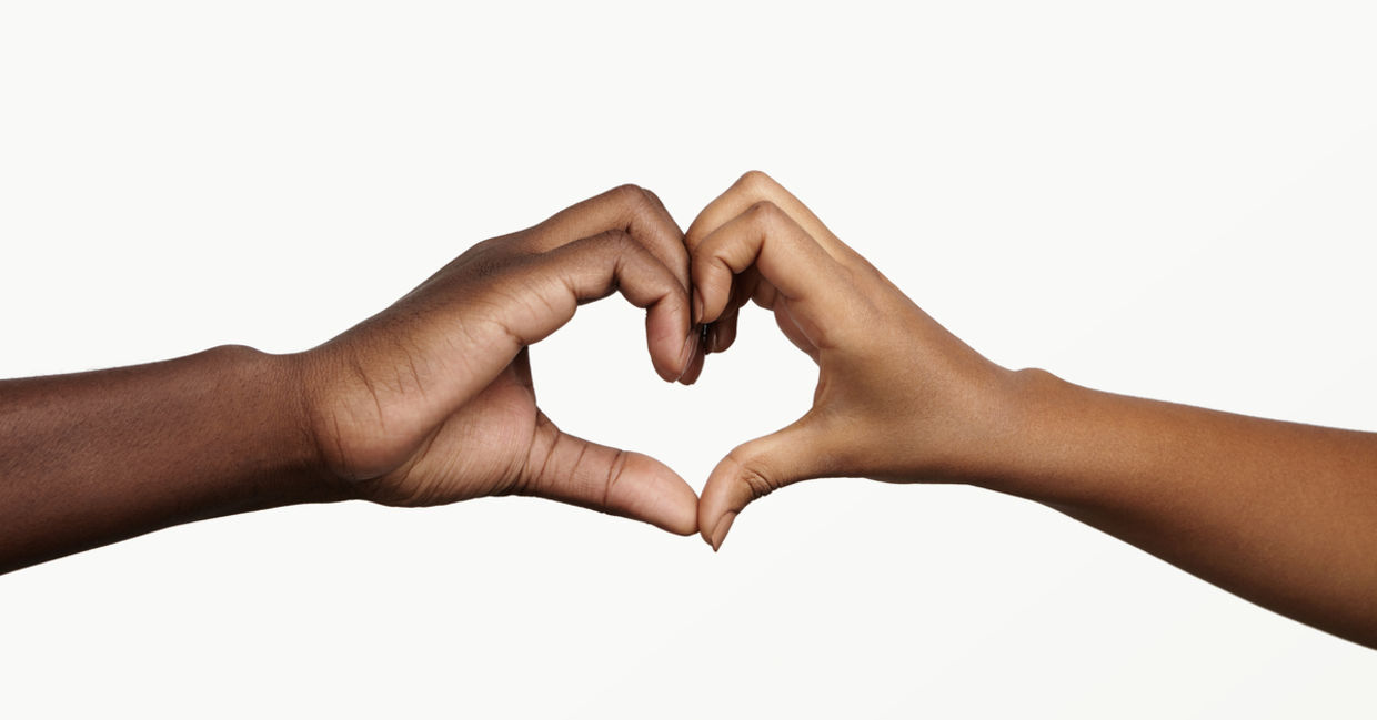 People in love are synced. People in love are synced.