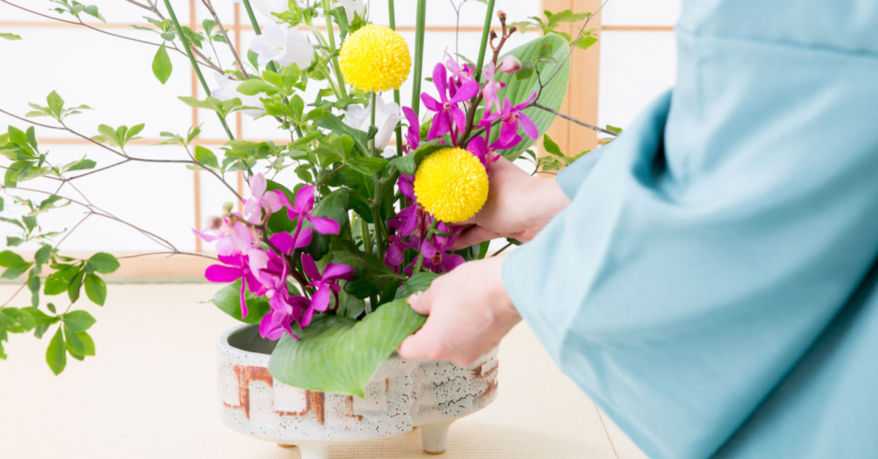 Traditional Japanese flower arranging creates inner peace Traditional Japanese flower arranging creates inner peace
