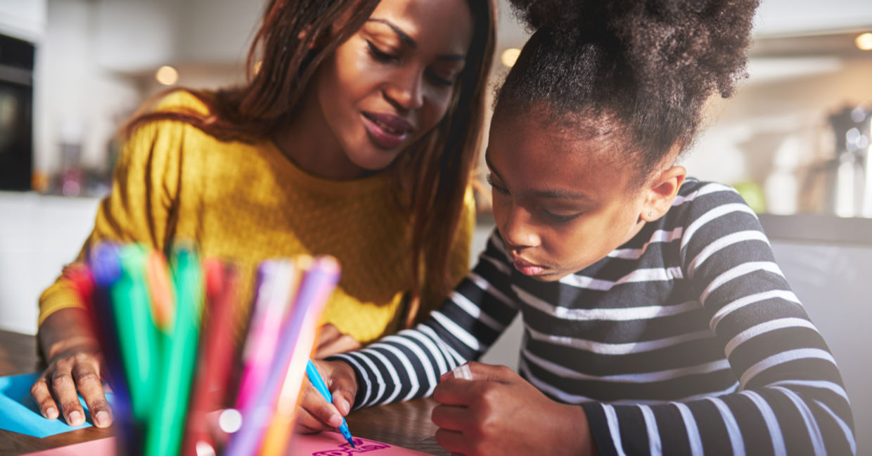 Volunteer to teach children art. Volunteer to teach children art.