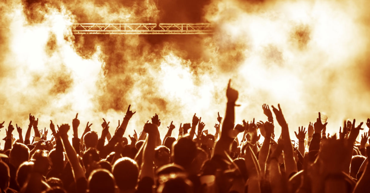 Live concert. Live concert.