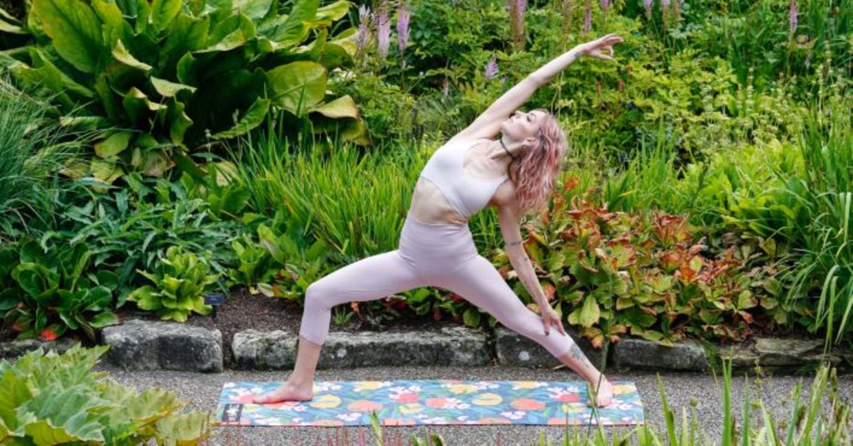 the Reverse Warrior poses opens the sacral chakra. the Reverse Warrior poses opens the sacral chakra.