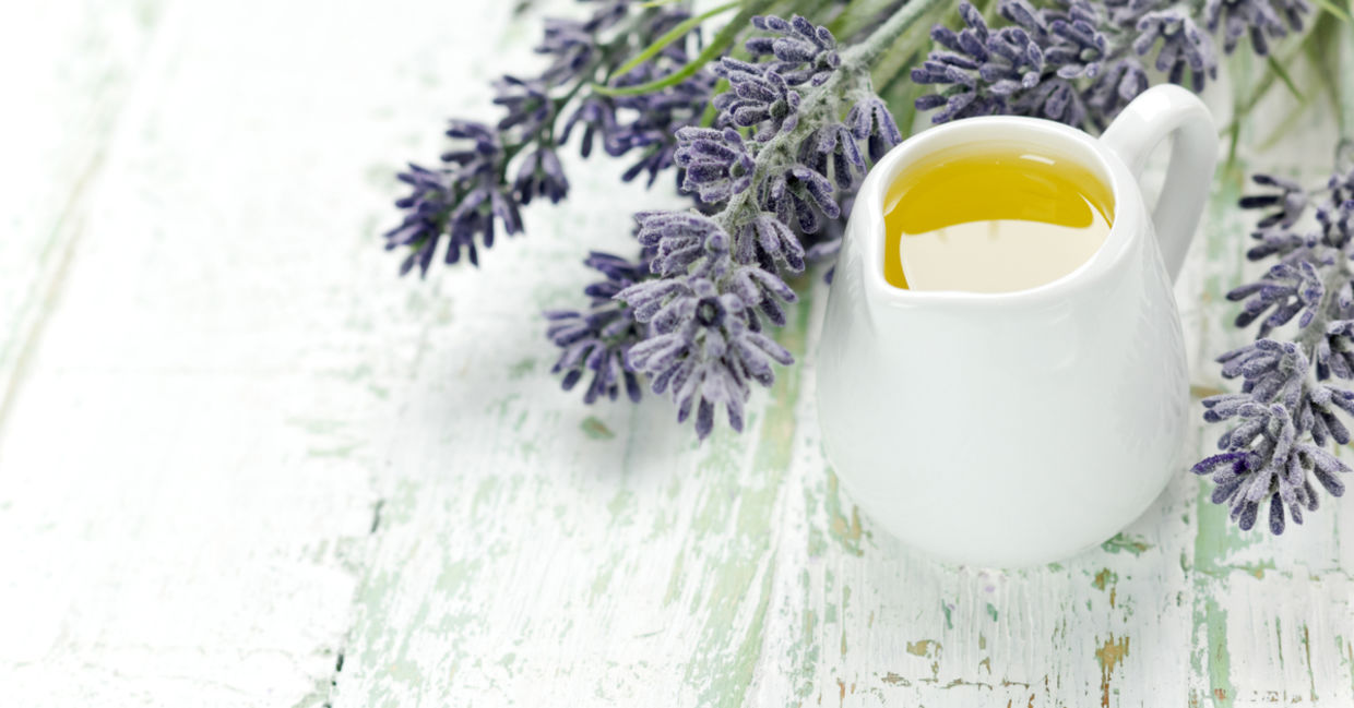 Lavender oil to relieve anxiety. Lavender oil to relieve anxiety.