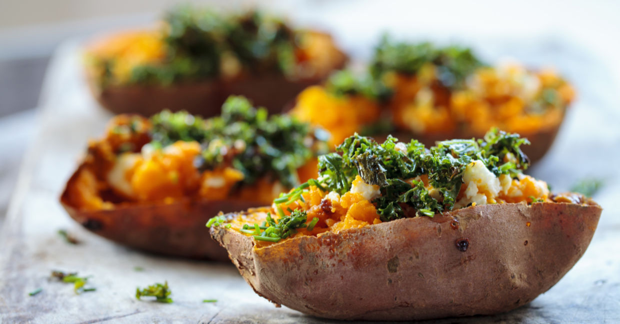 Stuffed sweet potatoes with feta and kale are full of fiber. Stuffed sweet potatoes with feta and kale are full of fiber.