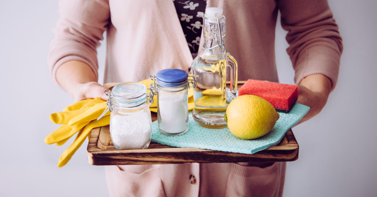 Borax is best known for laundry and as a cleaning aid. Borax is best known for laundry and as a cleaning aid.