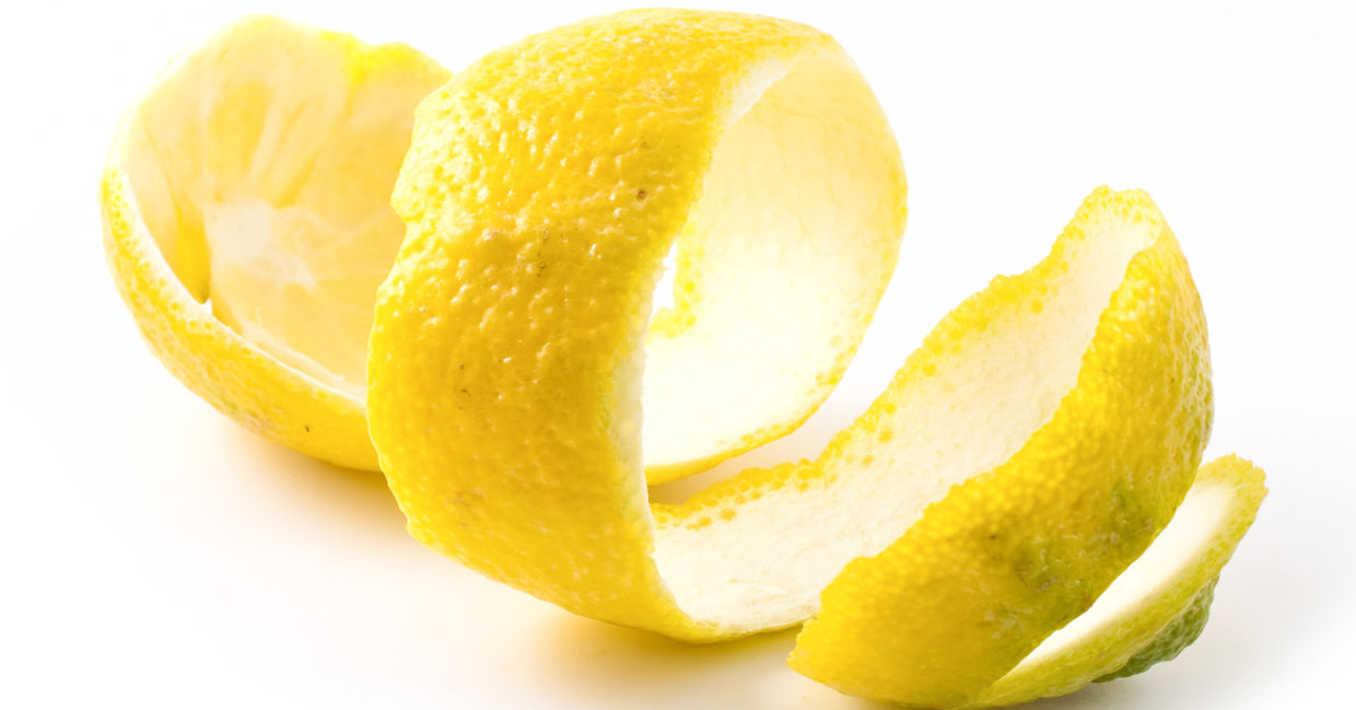 use lemon rinds for pest control. use lemon rinds for pest control.