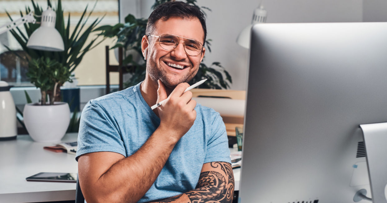 A smiling man.