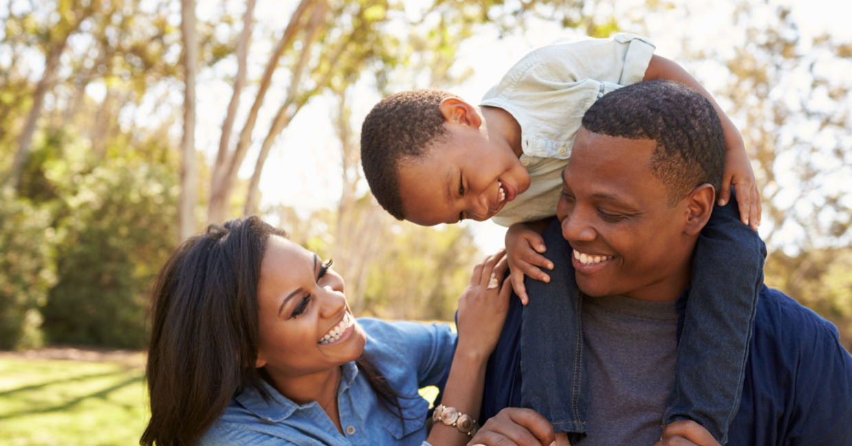 Spending time with your family can make you happy. Spending time with your family can make you happy.