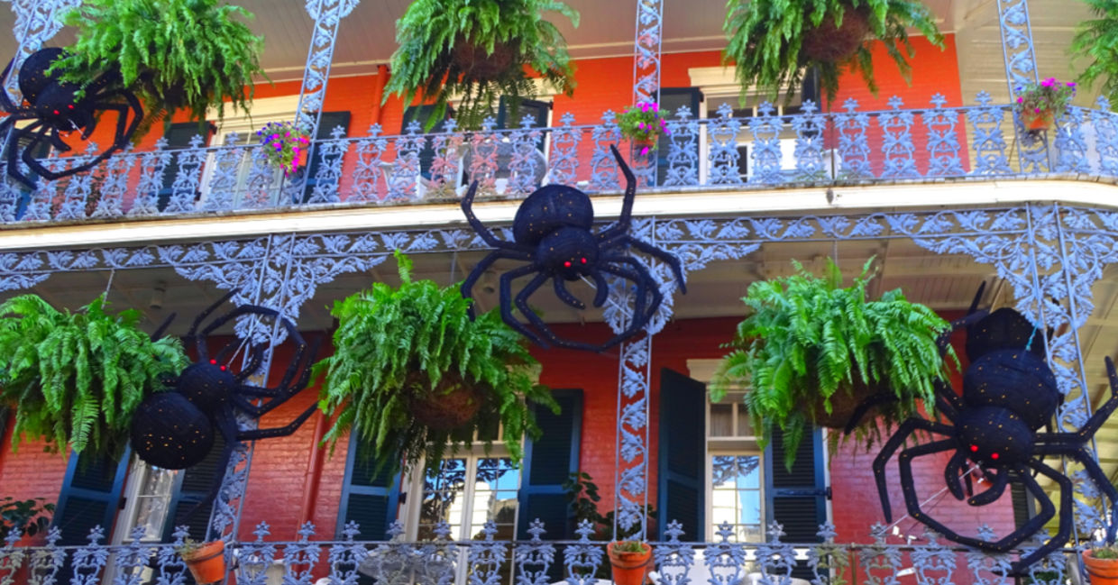 Mansions decorated for Halloween in New Orleans. Mansions decorated for Halloween in New Orleans.