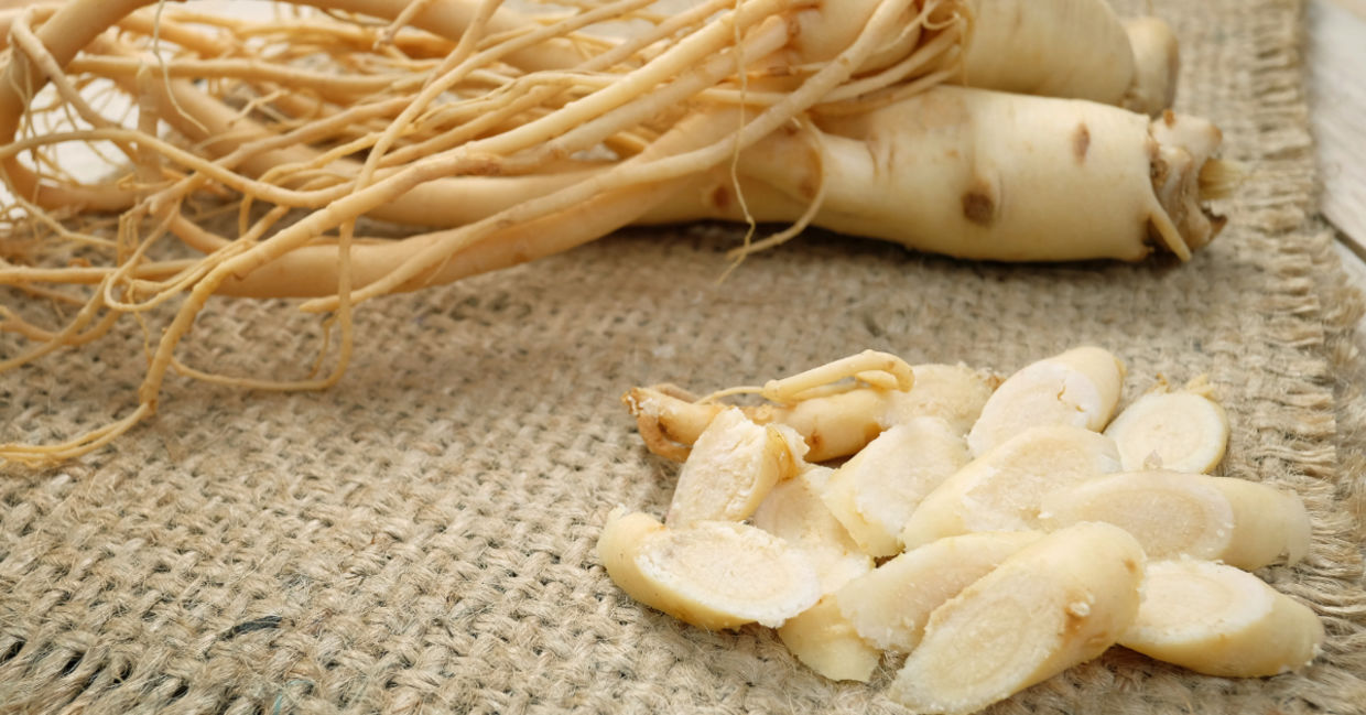White ginseng contains healing properties. White ginseng contains healing properties.