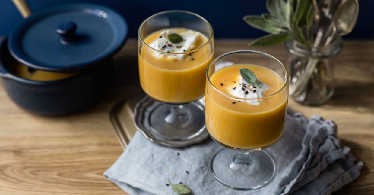 Enjoy healthy cold carrot soup in the summer. Enjoy healthy cold carrot soup in the summer.