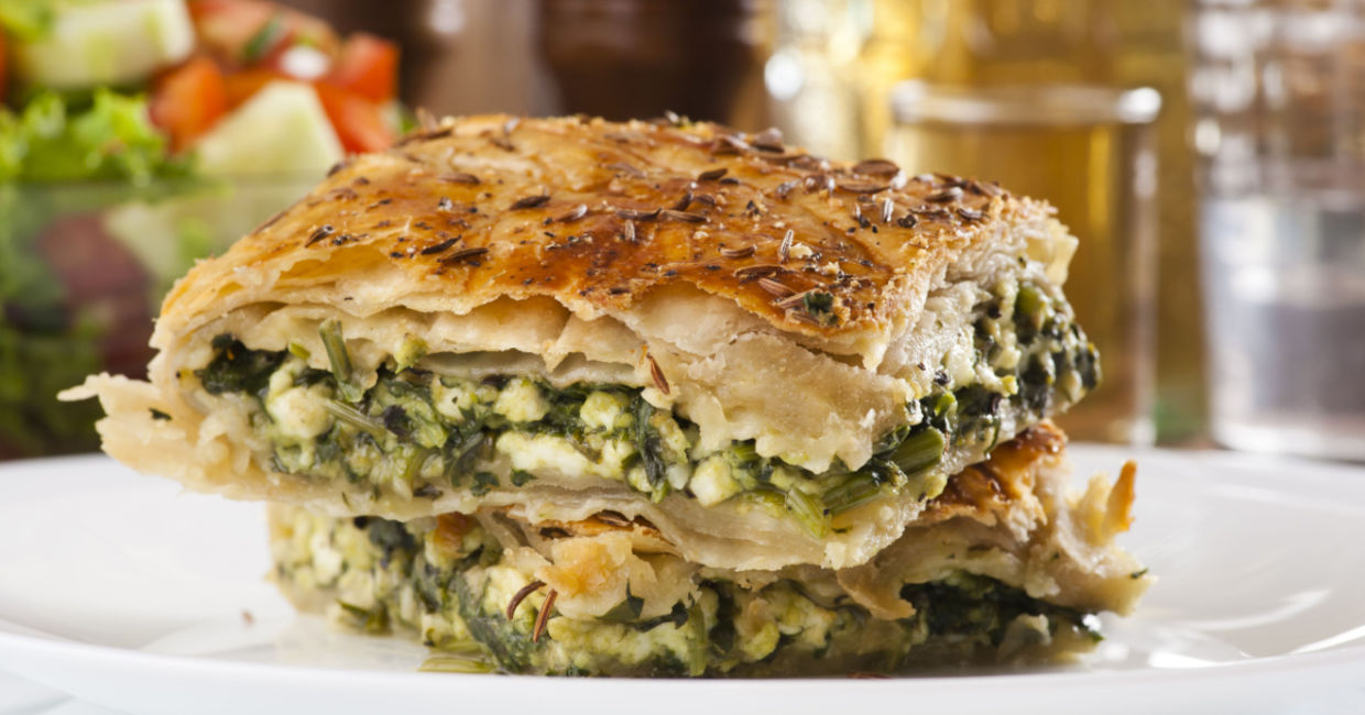 Spinach pie is a nutritious meal. Spinach pie is a nutritious meal.
