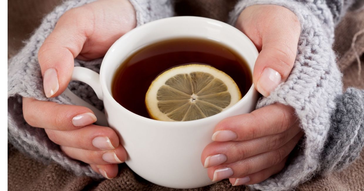 Enjoy a lemon slice in your cup of tea. Enjoy a lemon slice in your cup of tea.