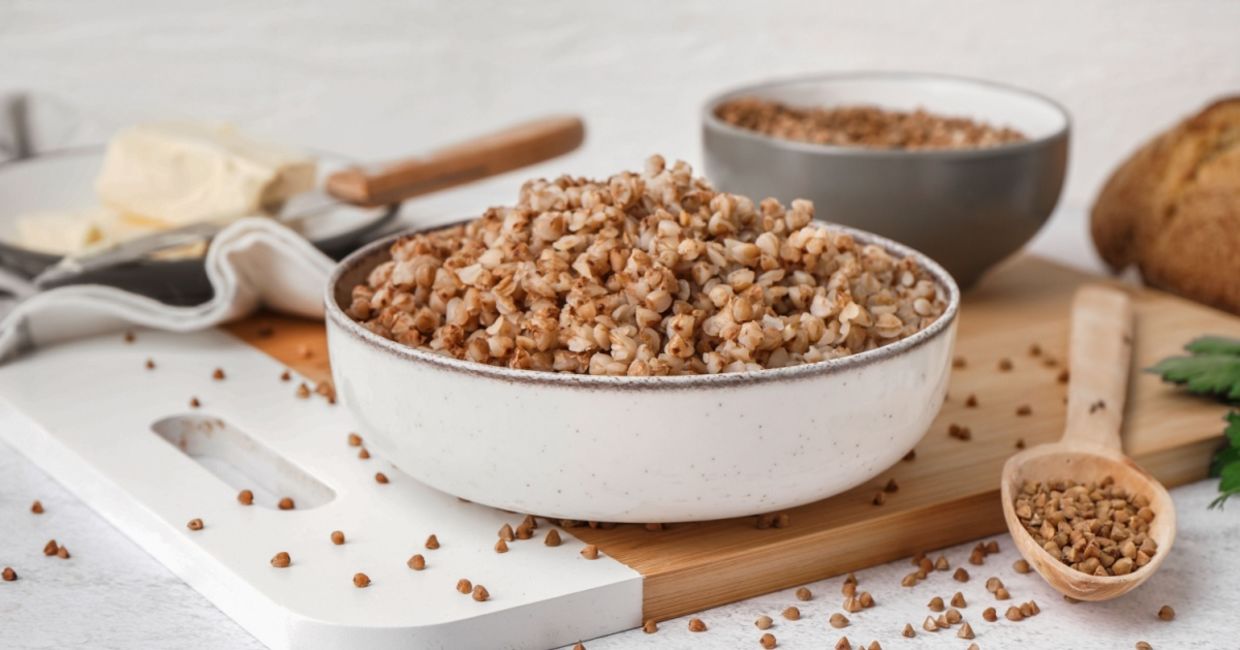 This gluten-free grain contains quercetin. This gluten-free grain contains quercetin.