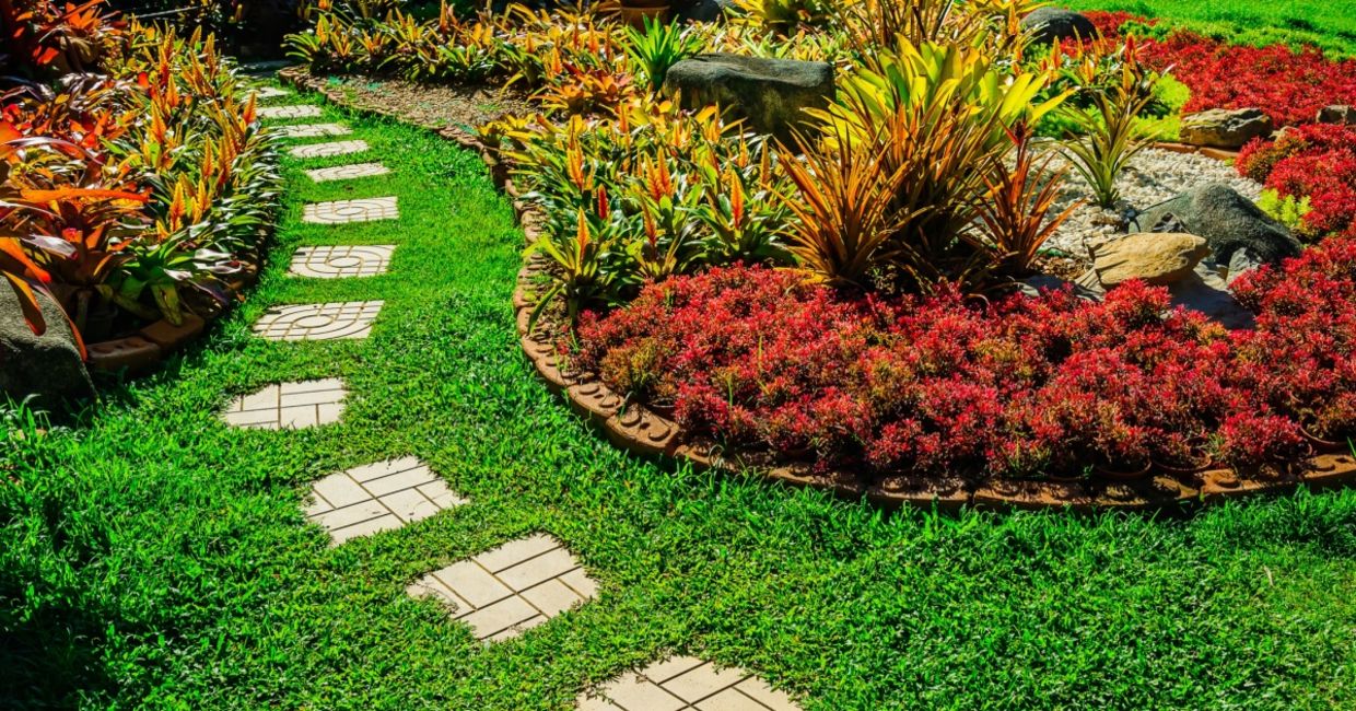 Embrace nature by avoiding straight lines. Embrace nature by avoiding straight lines.