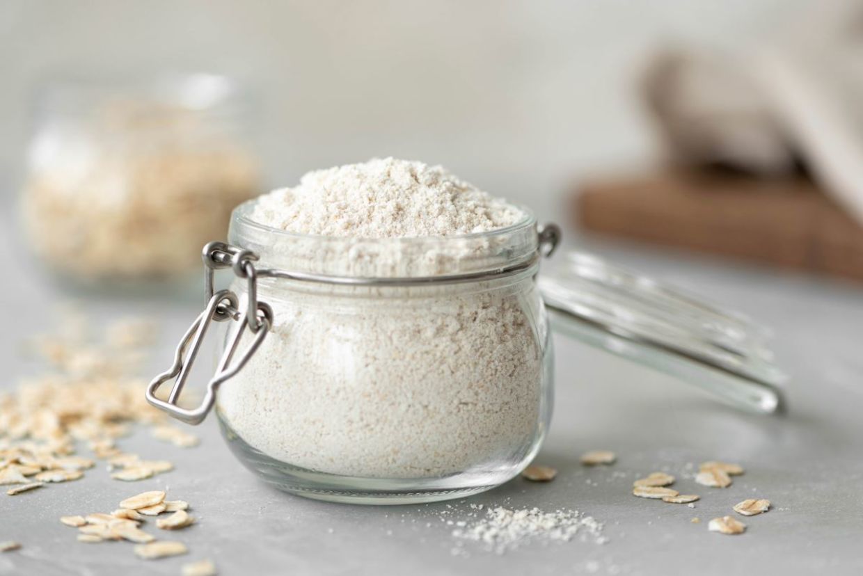 Oat flour is gluten-free. Oat flour is gluten-free.