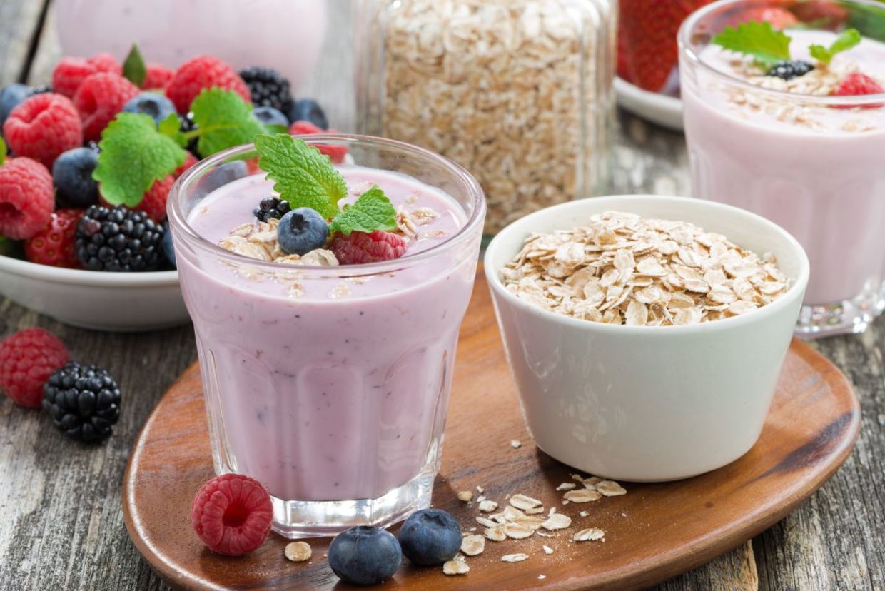 Oatmeal and berry smoothie. Oatmeal and berry smoothie.