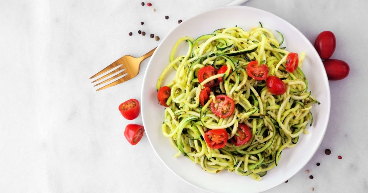 Zucchini pasta is low in carbohydrates. Zucchini pasta is low in carbohydrates.