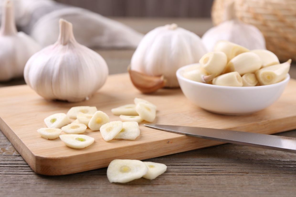 Garlic helps your body fight infections. Garlic helps your body fight infections.