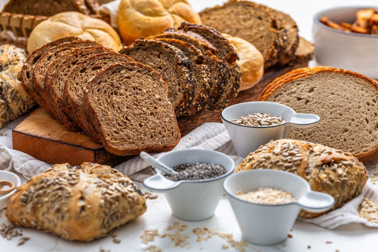 Whole grains contains fiber. Whole grains contains fiber.