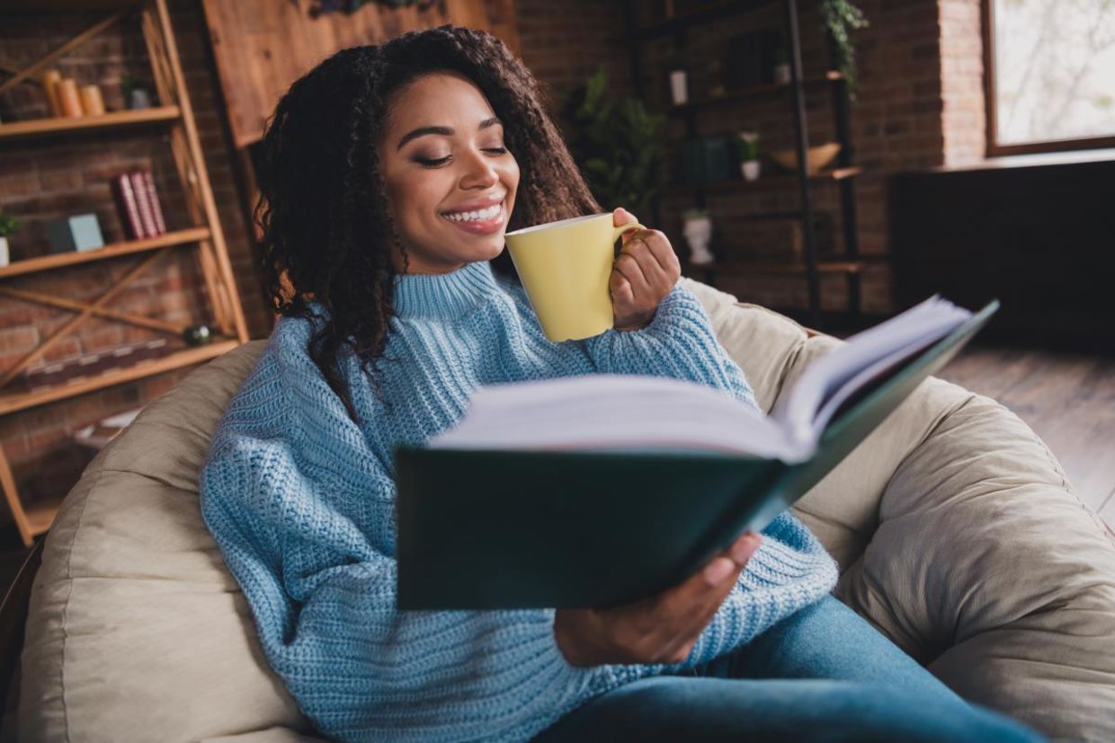 Staying warm and enjoying a good book. Staying warm and enjoying a good book.
