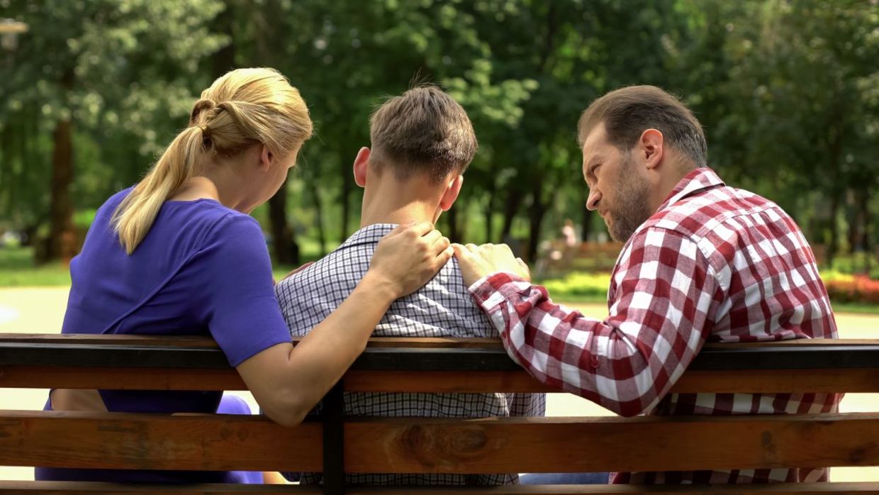 AI videos provide comfort to Israelis who have lost loved ones.